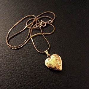 Vintage Style Heart Locket